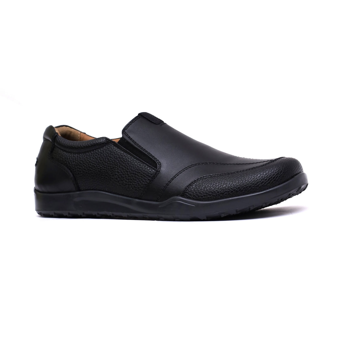 MEN CASUAL SHOES